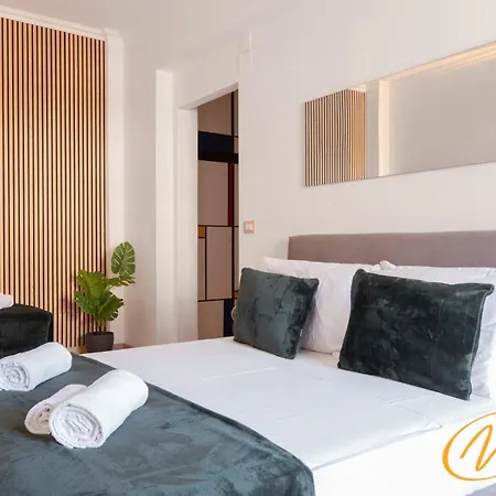 Nuccia Luxury And - Terrace, Bright Glass Lounge, 200mt To Metro-5min To Vatican, A-c Lejlighed *