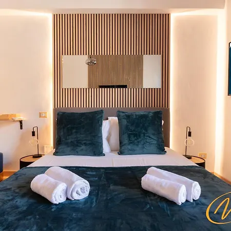 Lejlighed Nuccia Luxury And - Terrace, Bright Glass Lounge, 200mt To Metro-5min To Vatican, A-c