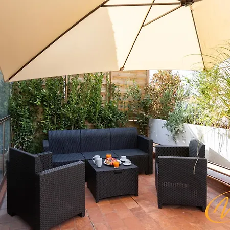 Lejlighed Nuccia Luxury And - Terrace, Bright Glass Lounge, 200mt To Metro-5min To Vatican, A-c